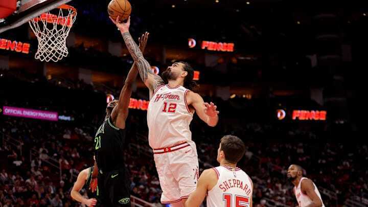 沙巴体育平台-情况不容乐观，火箭内线老将可能要到常规赛尾段才会复出？